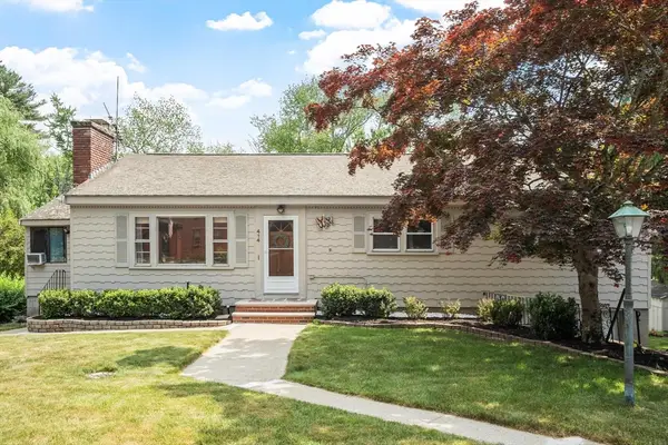 414 Grove St, Reading, MA 01867