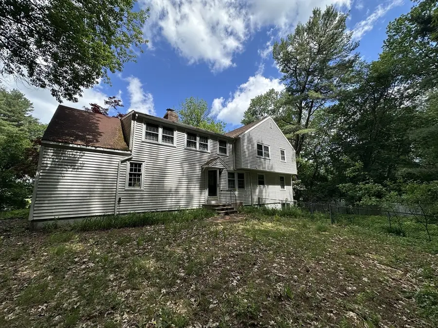 8 Pennock Rd, Chelmsford, MA 01824 - #3