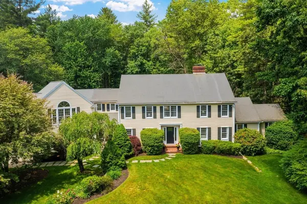9 Ladyslipper Ln, Acton, MA 01720