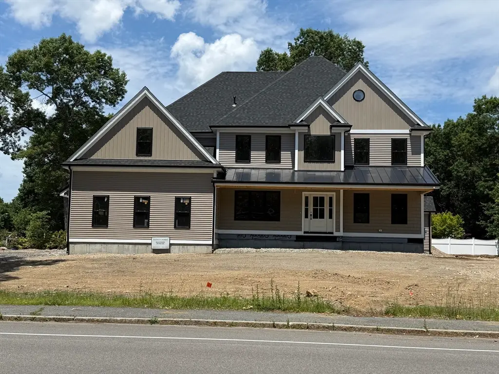 427 Landry Ave, North Attleboro, MA 02760 - #1