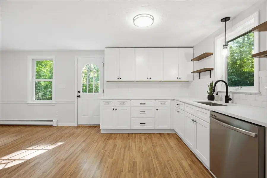 13 Craig St, Carver, MA 02330 - #2