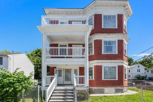 968 River St, Boston, MA 02136
