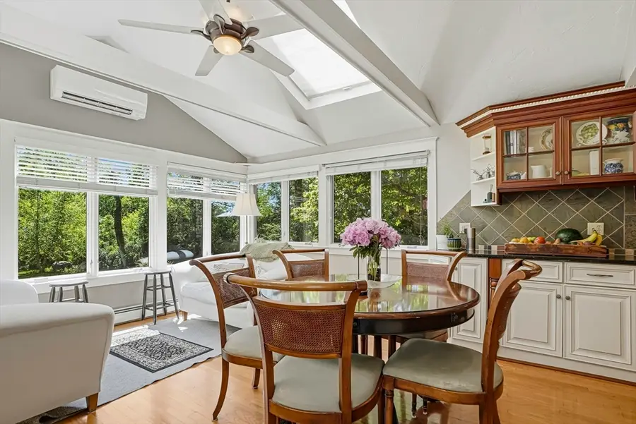5 Diane Dr, Medway, MA 02053 - #3