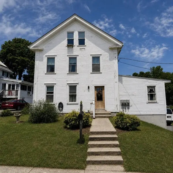74 South St, Somerset, MA 02726