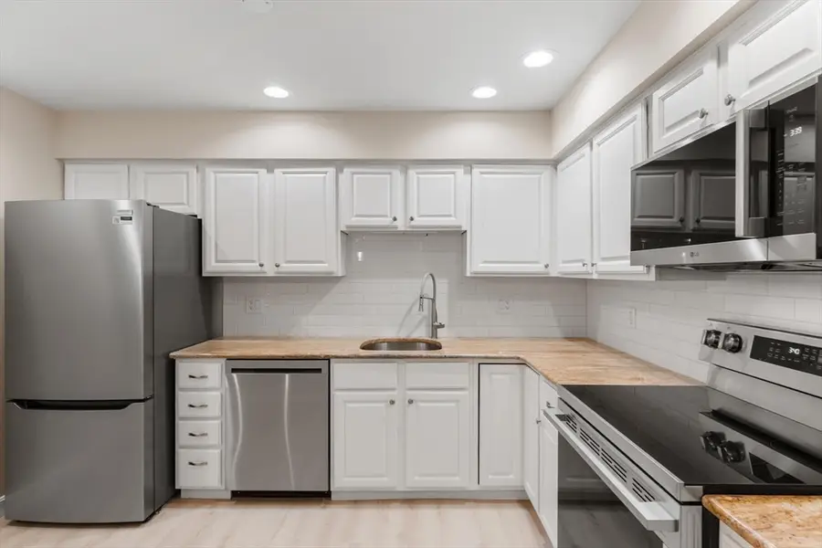 17 Lions Lane #2005, Salem, MA 01970 - #3