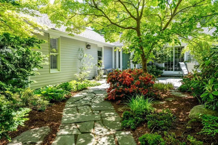 96 Greensward Rd, Mashpee, MA 02649 - #2