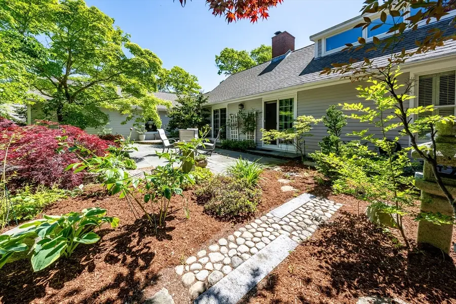 96 Greensward Rd, Mashpee, MA 02649 - #3