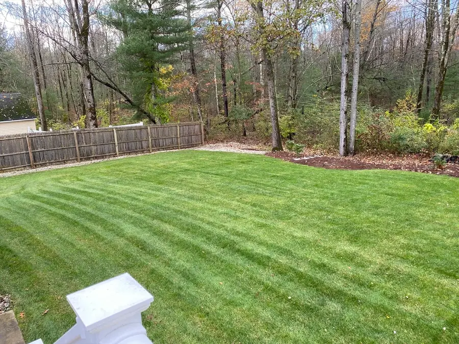5 Red Bridge Ln, South Hadley, MA 01075 - #2