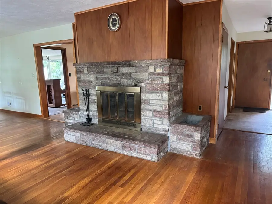 16 Buckingham Rd, Norwood, MA 02062 - #2