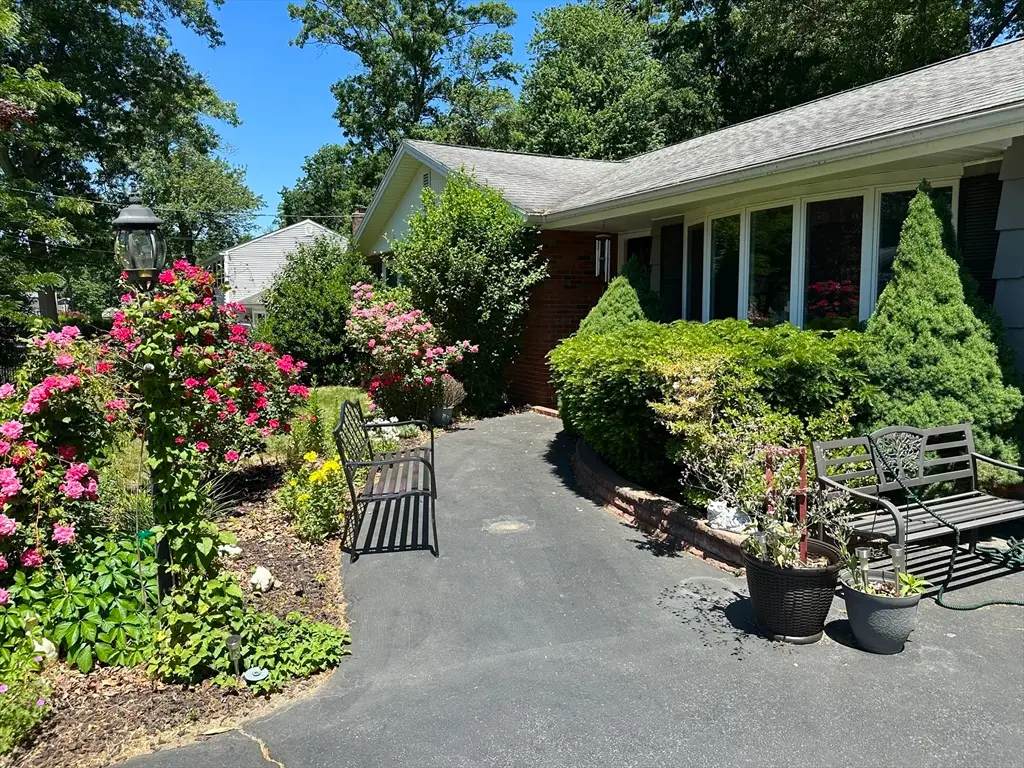 31 Marianna Road, Salem, NH 03079 - #1