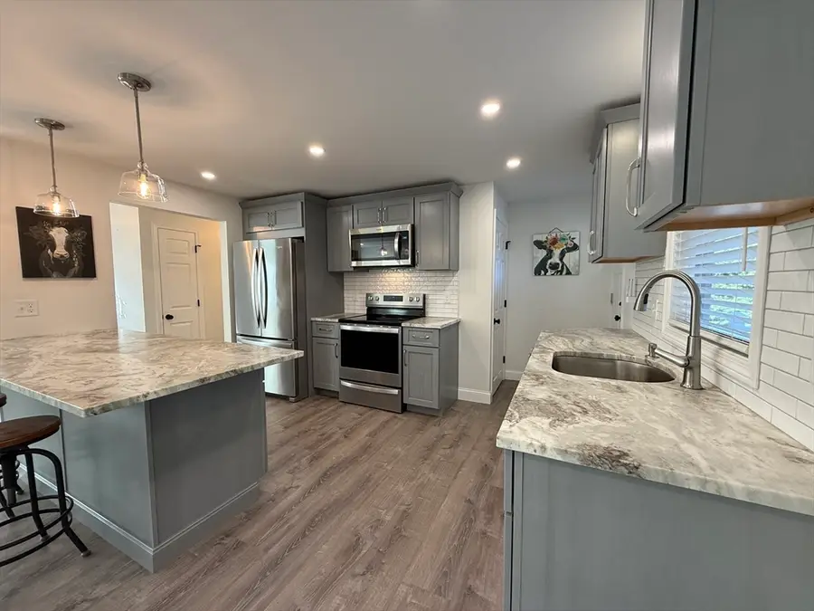 15 High St, Billerica, MA 01821 - #2