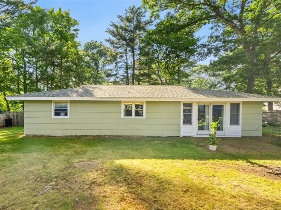 91 Cynthia Dr, Raynham, MA 02767 - #3