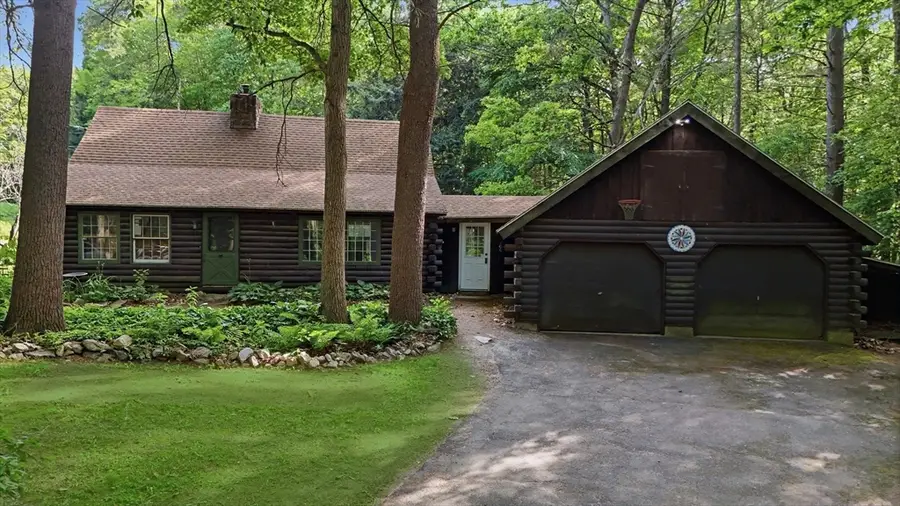 95 Packardville Rd, Pelham, MA 01002 - #3