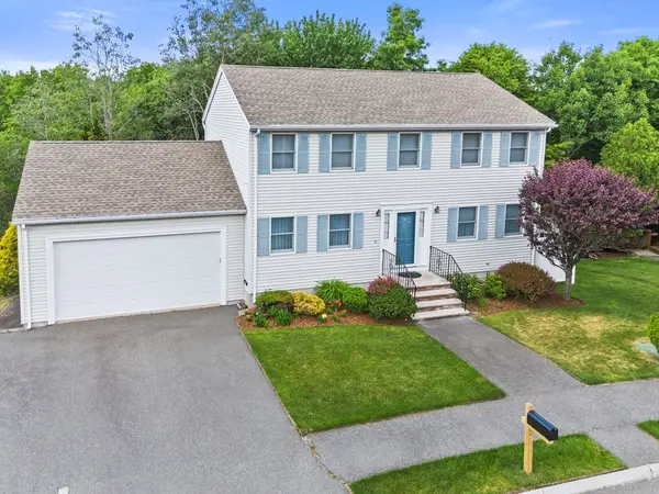 31 Emerald Dr, Lynn, MA 01904