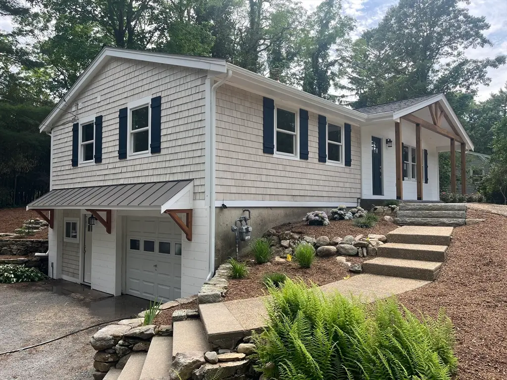 76 Sippewissett Rd, Falmouth, MA 02540 - #1