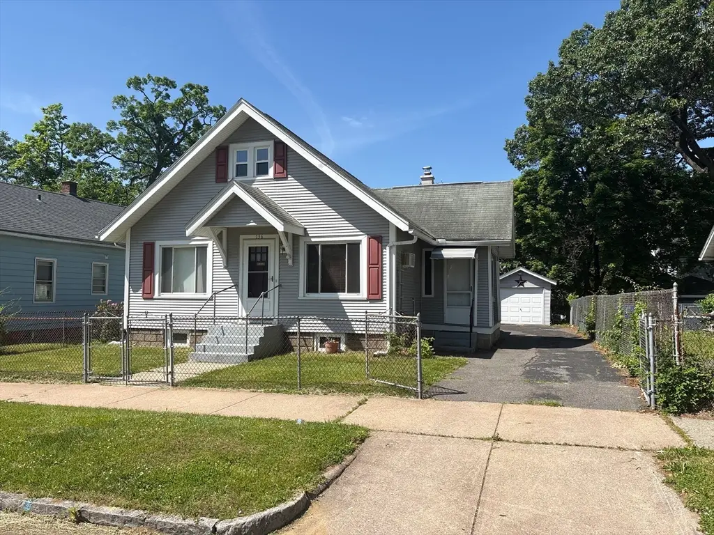 136 Maynard St, Springfield, MA 01109 - #1