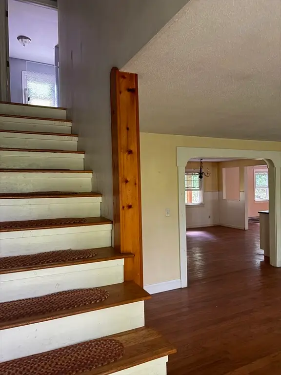 15 West St, New Salem, MA 01355 - #3