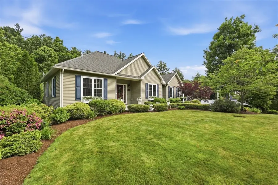 413 Batchelor St, Granby, MA 01033 - #2