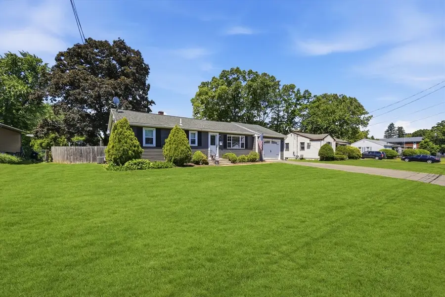 303 College St, Chicopee, MA 01020 - #2