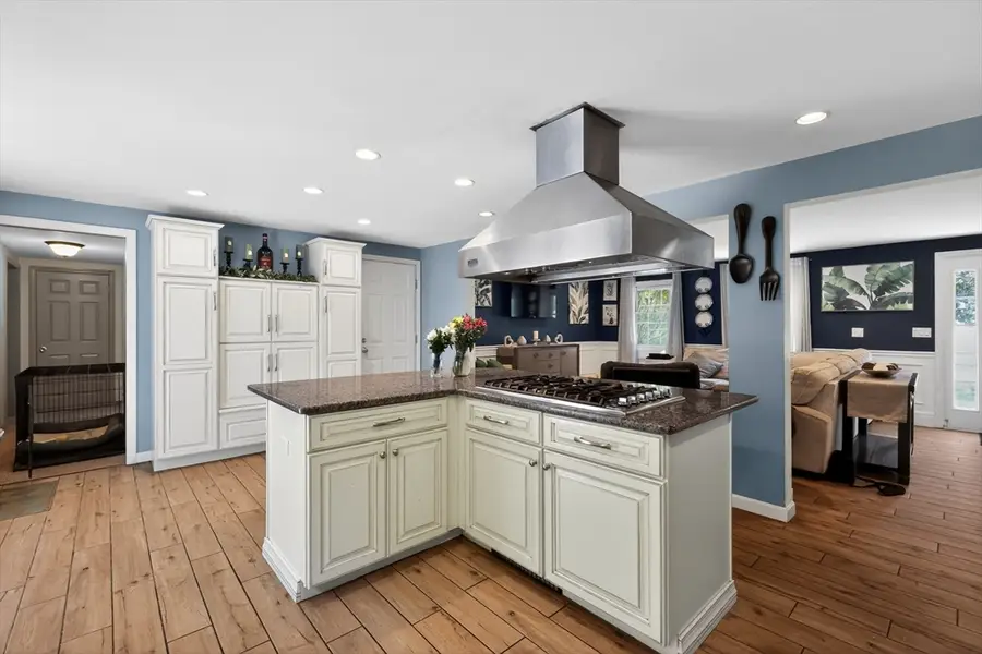 23 Smith St, Attleboro, MA 02703 - #3
