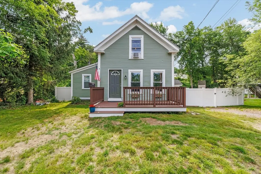 92 Oak Ave, Athol, MA 01331 - #1