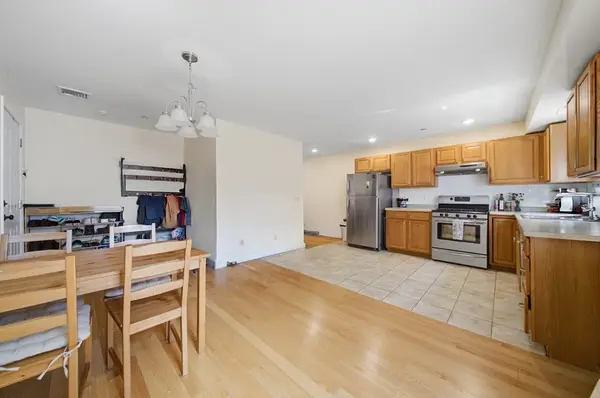 27 Ellington St #2, Boston, MA 02121