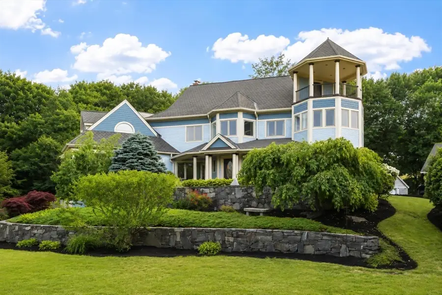 258 Hill St, Leominster, MA 01453 - #3