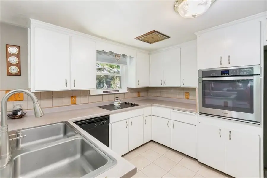 38 Brimbal Ave, Beverly, MA 01915 - #3