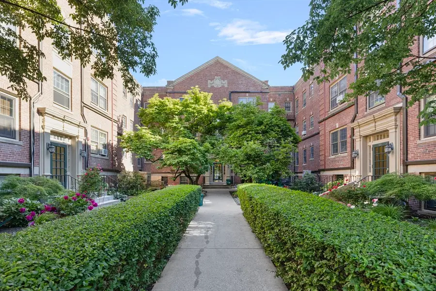 56 Elm #10, Worcester, MA 01609 - #2