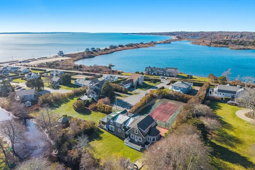 15 Hedge Lane, Falmouth, MA 02540 - #1