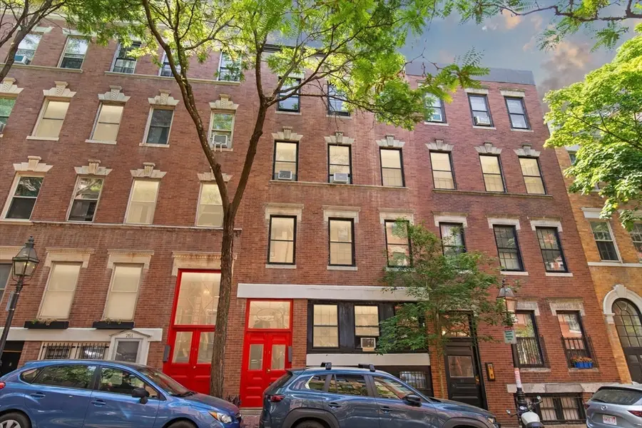 78 Phillips St #3, Boston, MA 02114 - #3