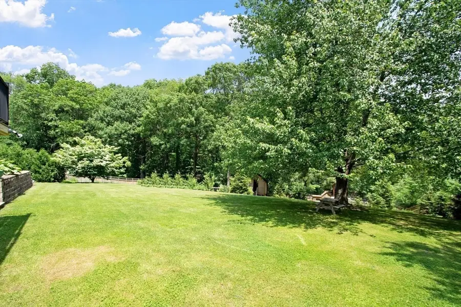 32 Indian Ridge Dr, Leominster, MA 01453 - #2