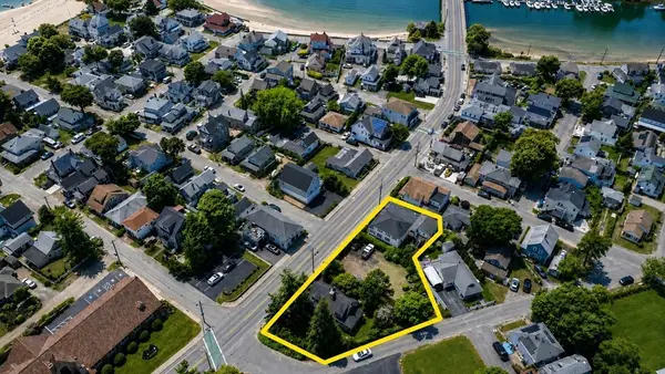 147 /145 Onset Ave, Wareham, MA 02558