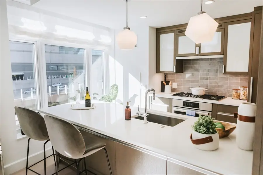 100 Lovejoy Wharf #6-B, Boston, MA 02114 - #3
