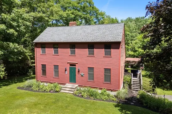 164 White Birch St, Leicester, MA 01524