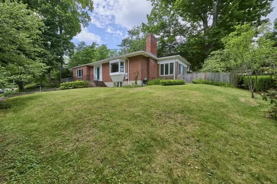 119 Rawson Rd, Brookline, MA 02445 - #2