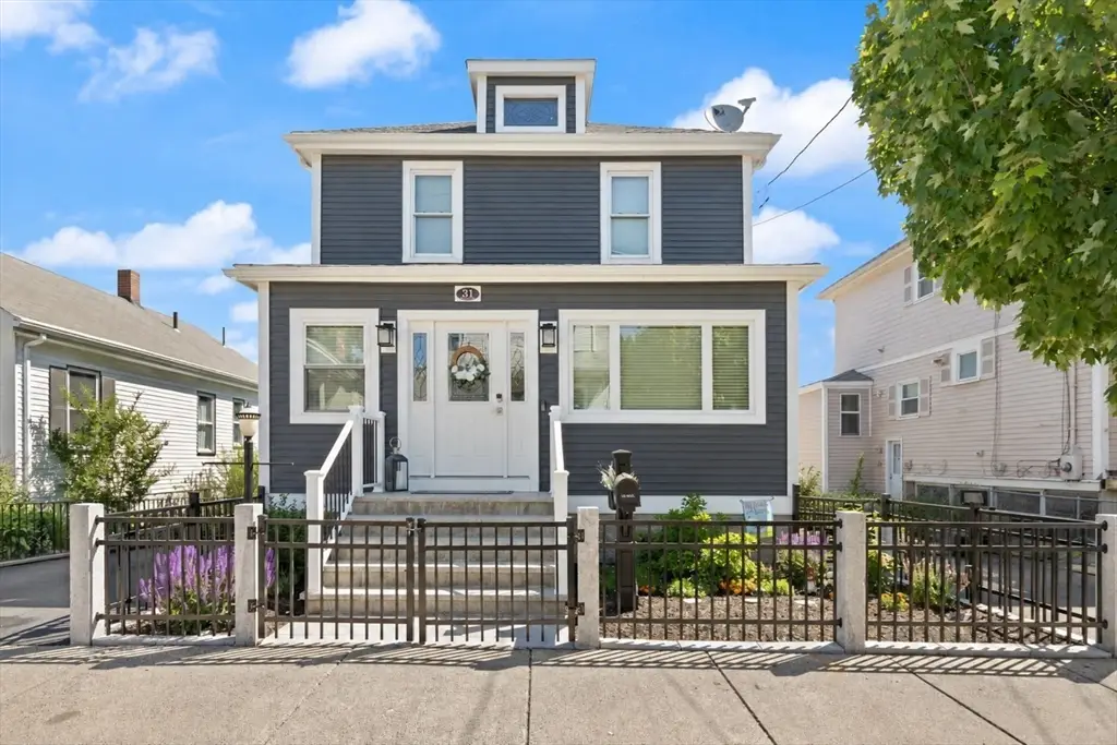 31 Freeman Ave, Everett, MA 02149 - #1