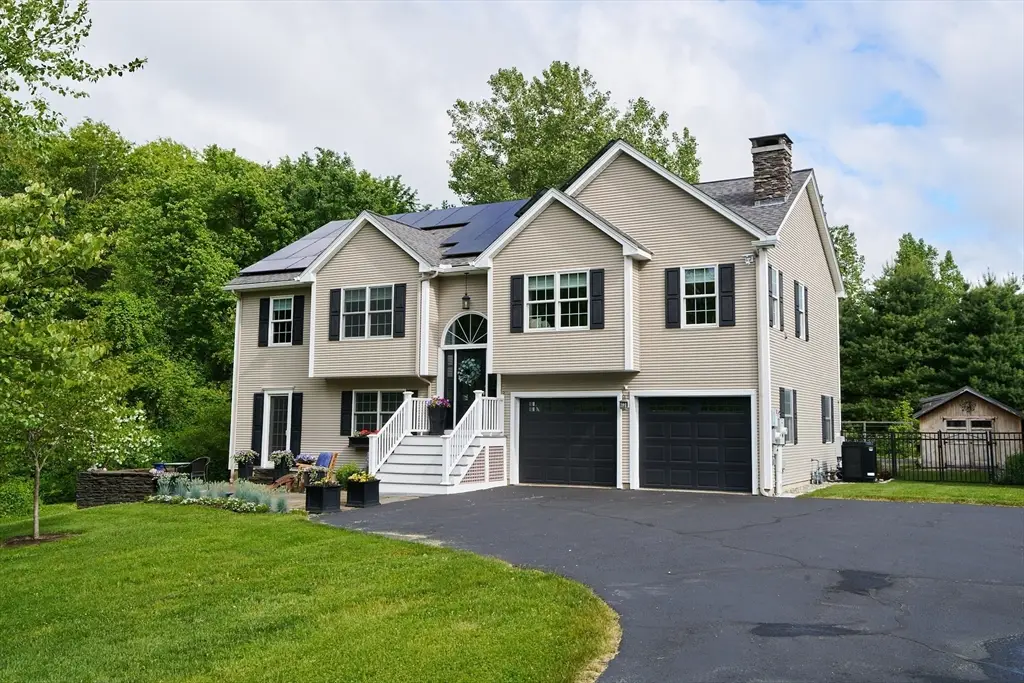 21 Holly Circle, Easthampton, MA 01027 - #1