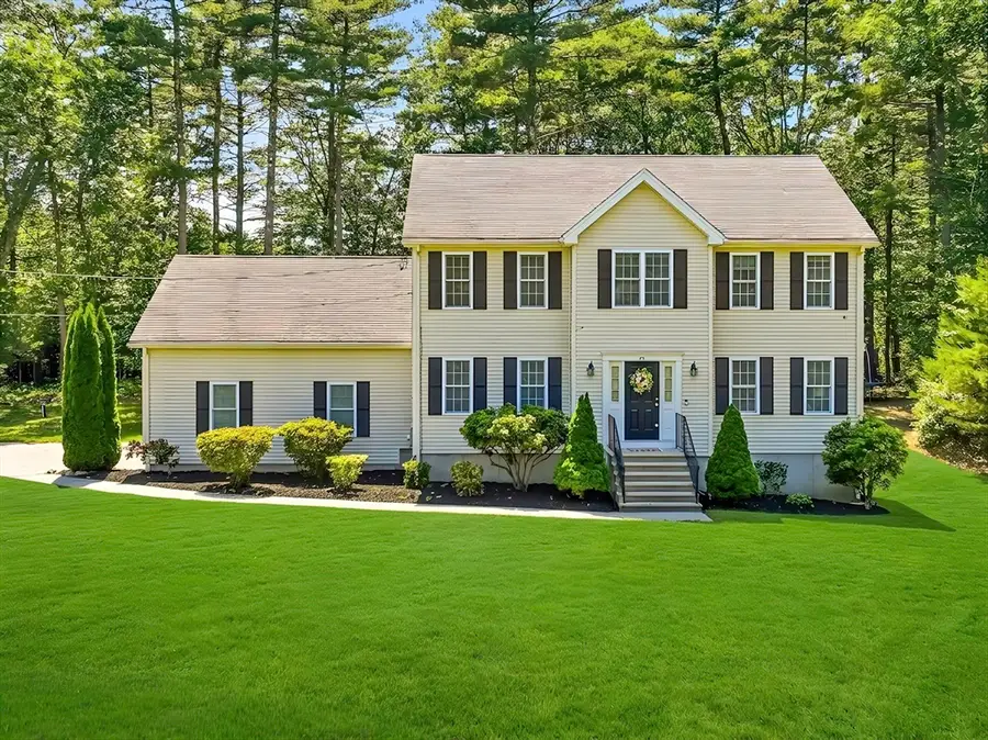 88 Northbridge St, Mendon, MA 01756 - #2