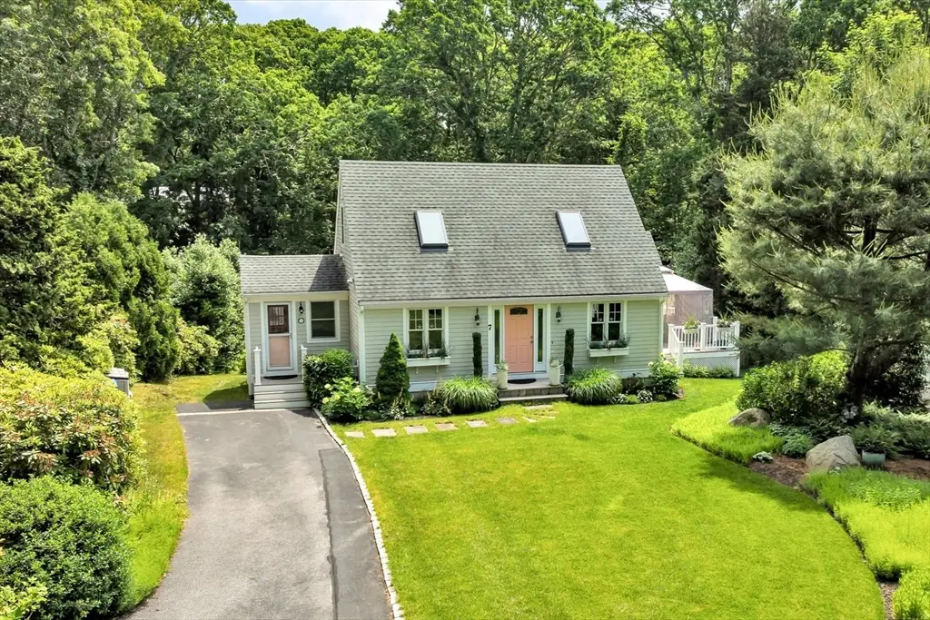 7 Cachalot Lane, Falmouth, MA 02540 - #1