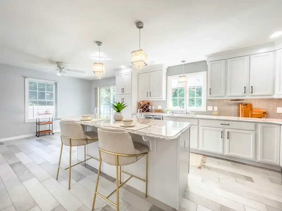 210 Naismith St, Springfield, MA 01104 - #3
