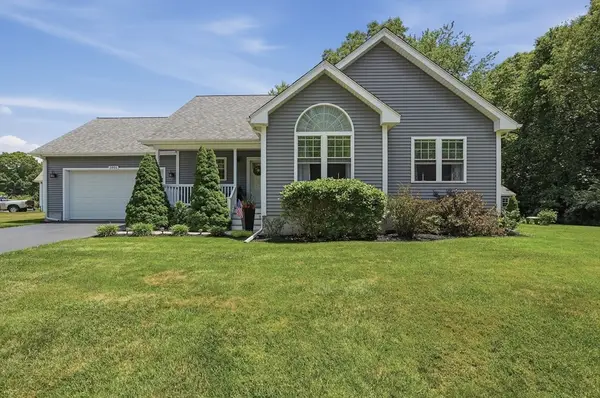 1001 Bayberry Drive, Dighton, MA 02715