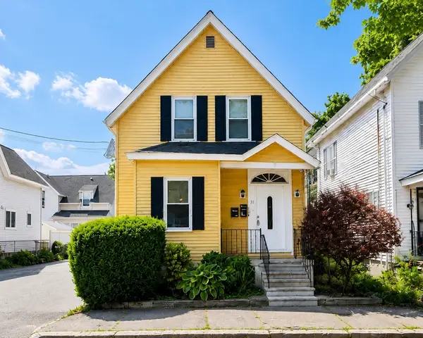 35 Puffer St, Lowell, MA 01851