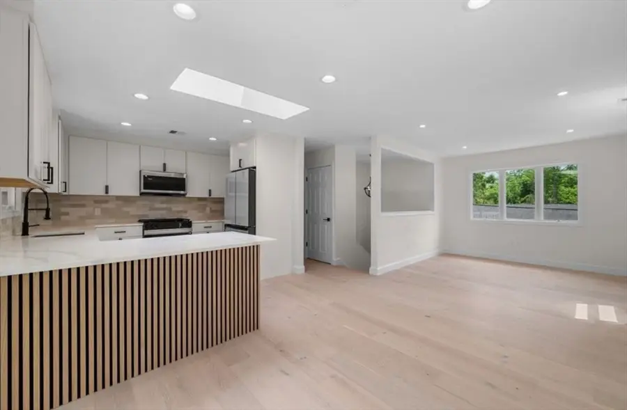 22 Abbott Rd, Waltham, MA 02452 - #3