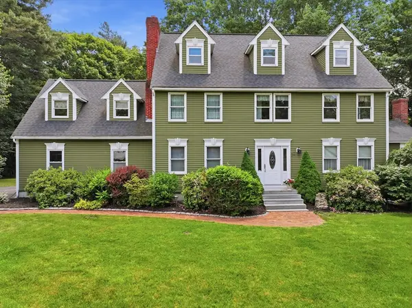 30 Knollwood Drive, Charlton, MA 01507