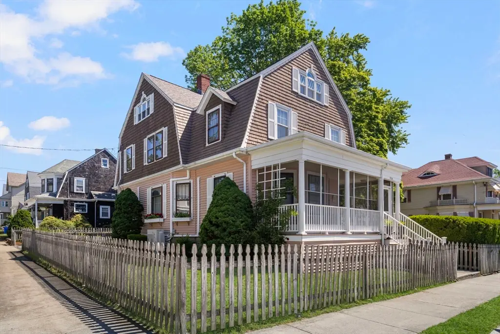 956 Maple St, Fall River, MA 02720 - #1