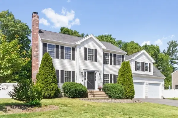 45 Metacomet Avenue, Taunton, MA 02718