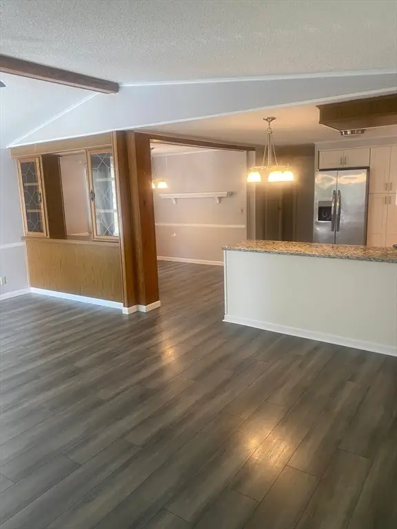 18 Parkwood Dr, West Springfield, MA 01089 - #3