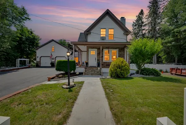 304 Wanoosnoc Rd, Fitchburg, MA 01420