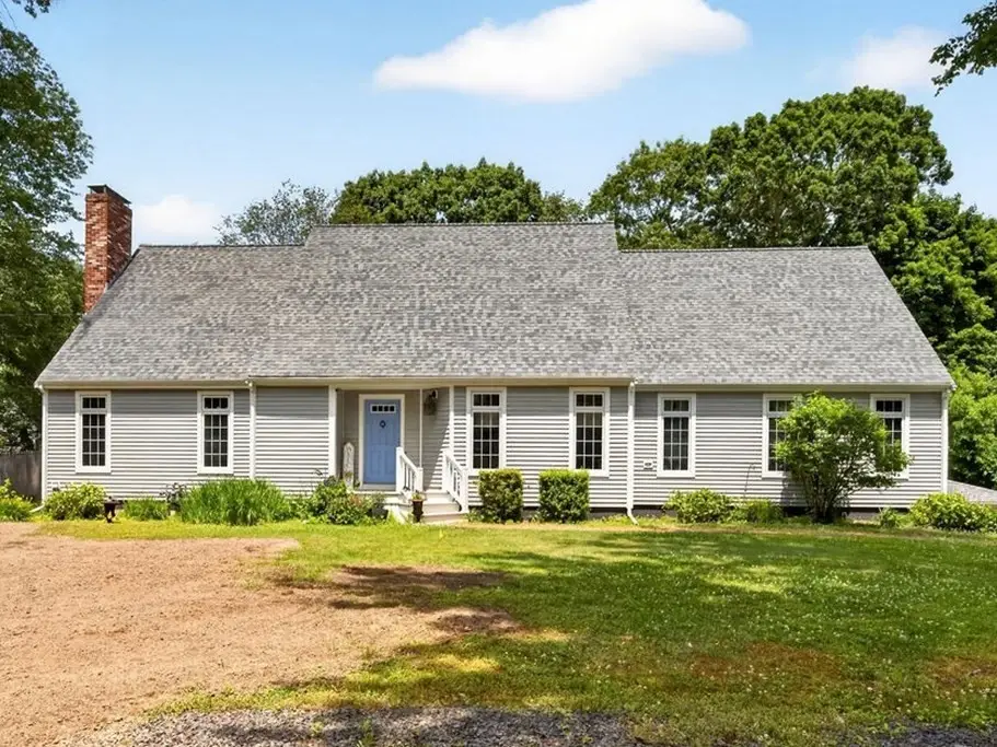 346 Judson St, Raynham, MA 02767 - #1